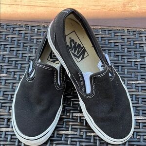 Women’s VANS slip ons